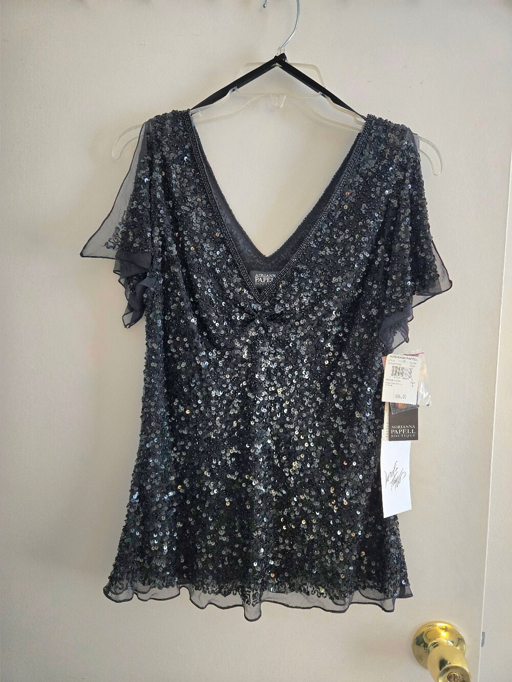 Adrianna Papell Black Sequin V-Neck Flutter Sleeve Top